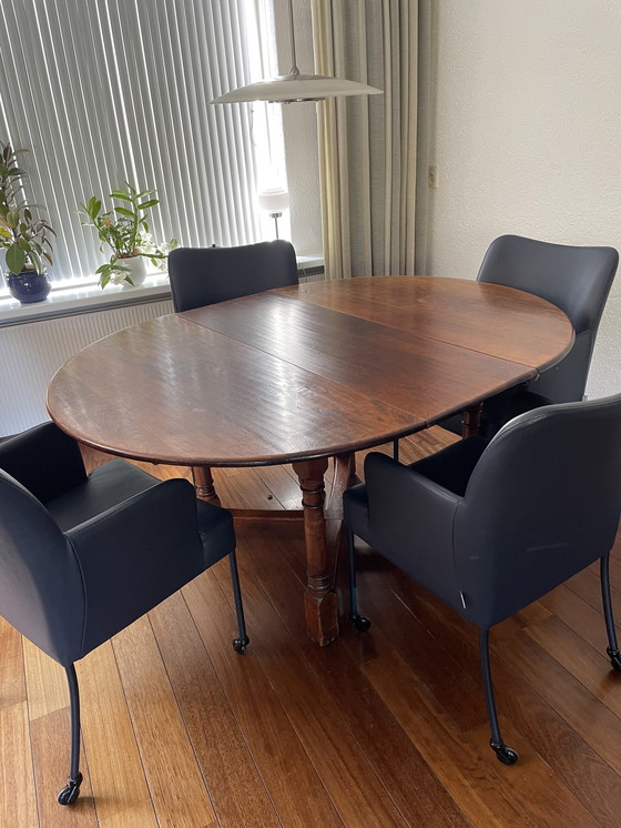 Image 1 of Vintage kersenhouten tafel