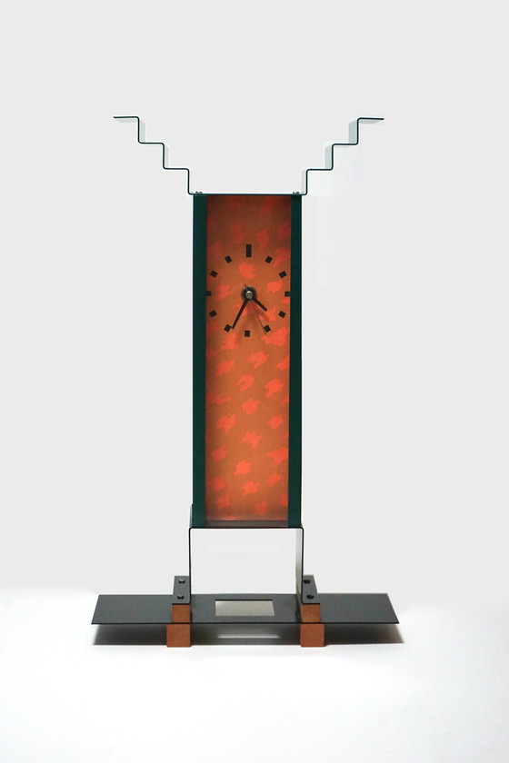 Image 1 of Oppenheimer Klok Door George Sowden Voor Memphis, 1983