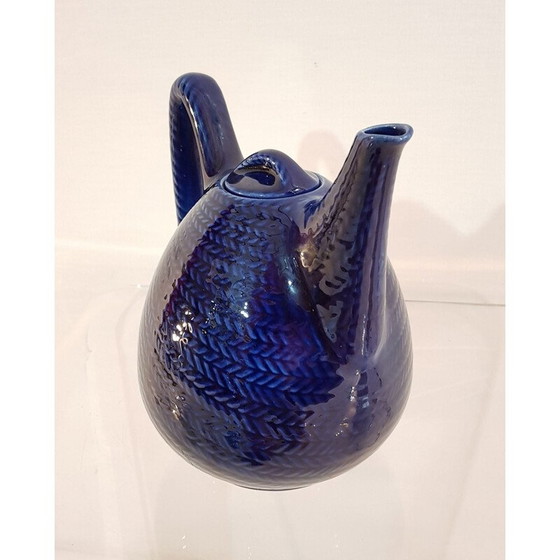 Image 1 of Vintage theepot en melkkan uit de "Blåeld" serie van Hertha Bengtsson voor Rörstrand, 1950