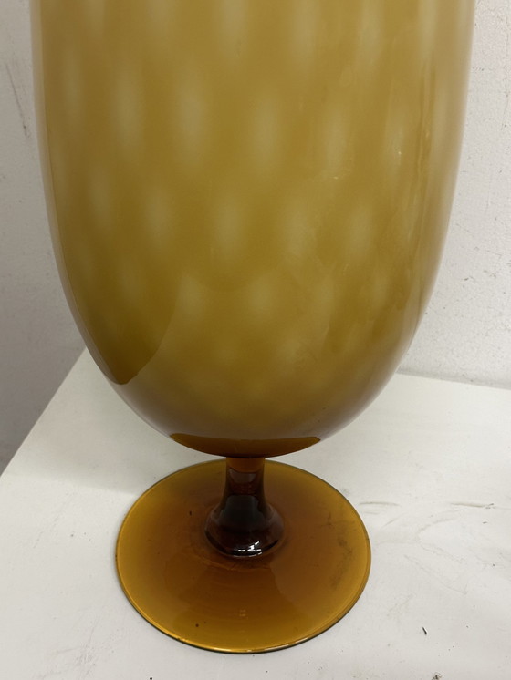 Image 1 of Grote vintage 60'S vaas Empoli tweekleurig glas - amber en wit H 51 cm