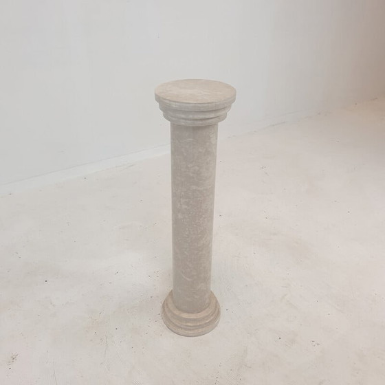 Image 1 of Vintage travertijnen bijzettafel, Italië 1980