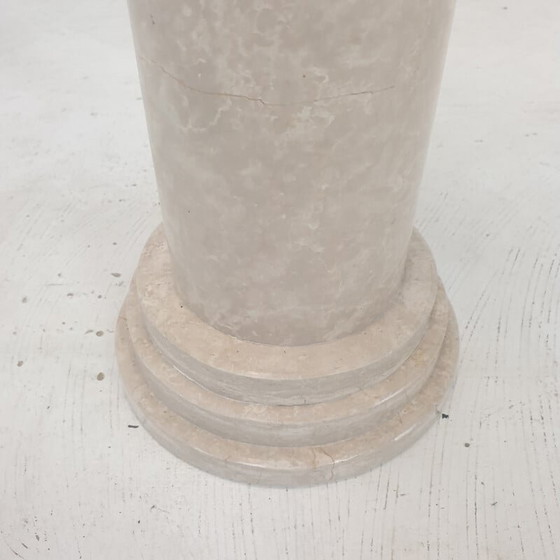 Image 1 of Vintage travertijnen bijzettafel, Italië 1980