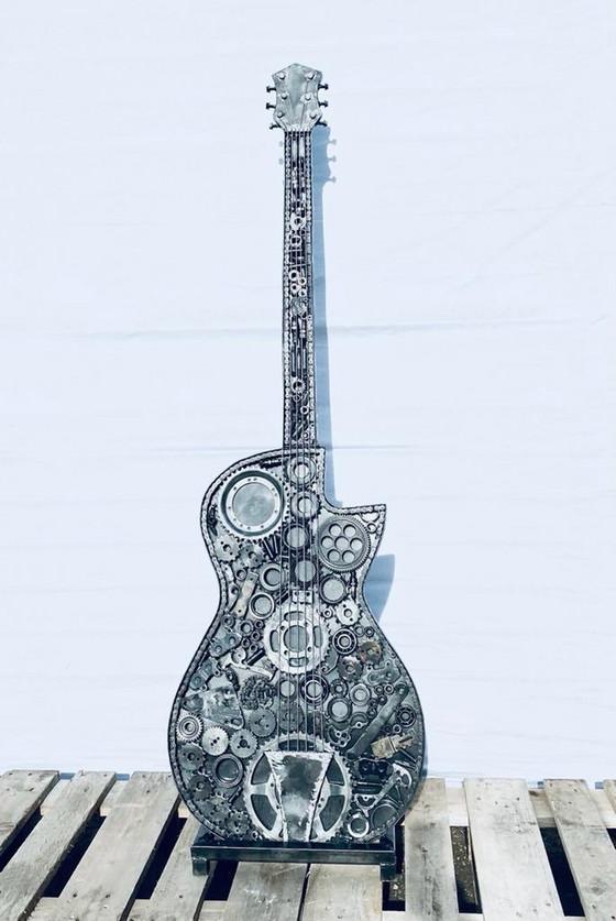 Image 1 of Gitaar uit staal XL