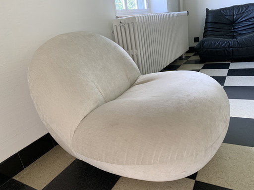 1x Gubi Pacha lounge chair