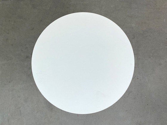 Image 1 of Cappellini bijzettafel Gong Wit design Giulio Cappellini