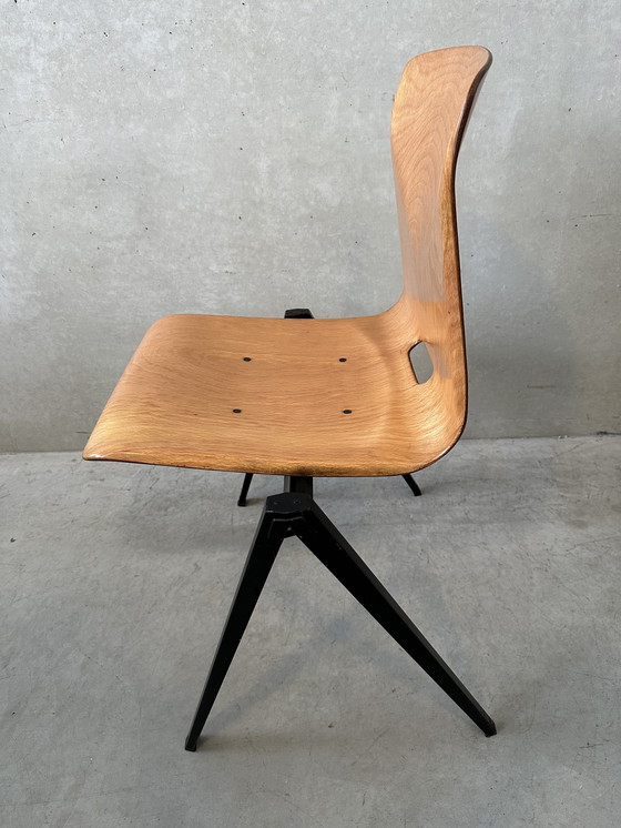 Image 1 of 6x vintage S22 Galvanitas stoelen - Wim Rietveld