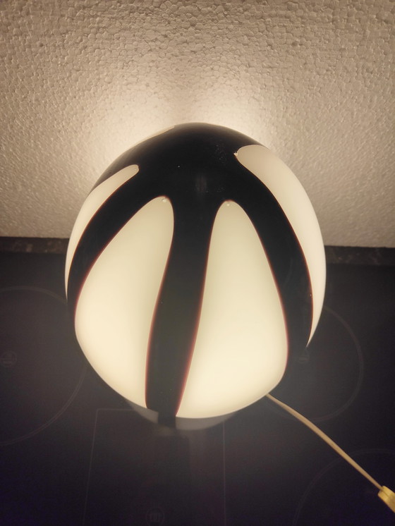 Image 1 of XL Ilu Swirl 'Egg Lamp