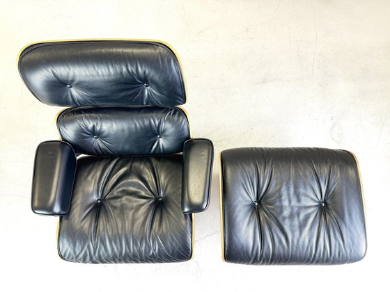 Image 1 of Eames Lounge Stoel Vitra Fauteuil Incl. Ottoman Zwart