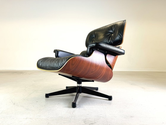 Image 1 of Eames Lounge Stoel Vitra Fauteuil Incl. Ottoman Zwart