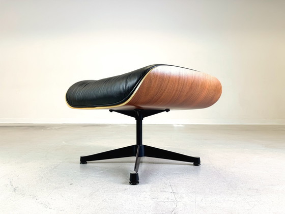 Image 1 of Eames Lounge Stoel Vitra Fauteuil Incl. Ottoman Zwart