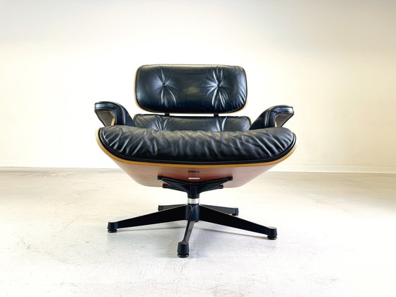 Image 1 of Eames Lounge Stoel Vitra Fauteuil Incl. Ottoman Zwart