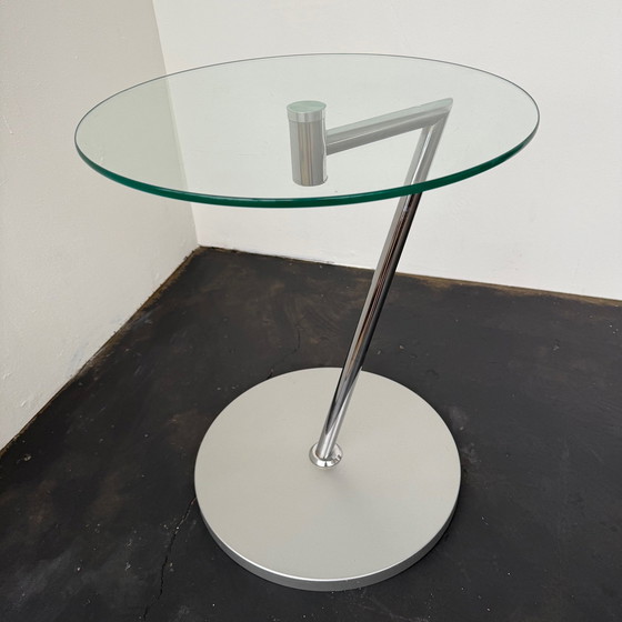 Image 1 of Bijzettafeltje Rond Glas Met Knikpoot