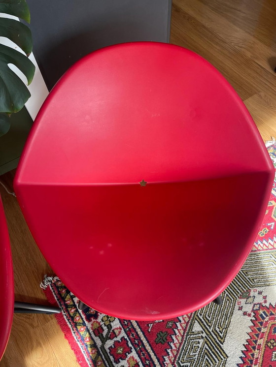 Image 1 of Ikea LIPS Loungestoel door Niels Gammelgaard rood