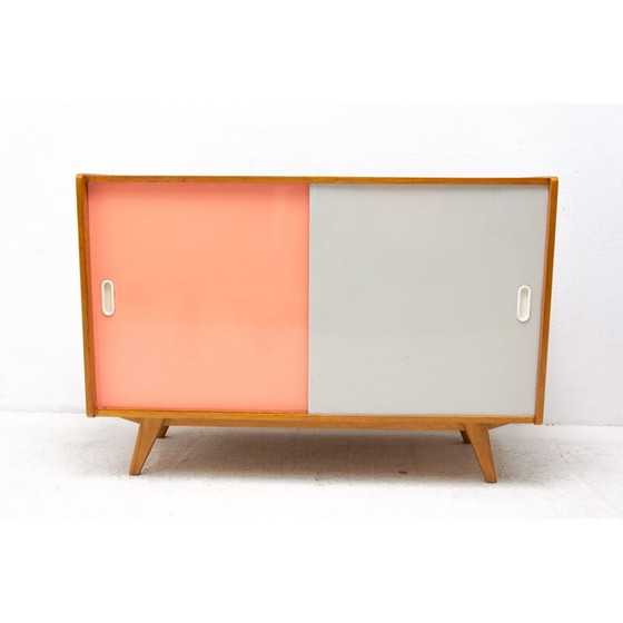 Image 1 of Vintage beukenhouten buffetkast "U-452" van Jiří Jiroutek, Tsjechië 1960