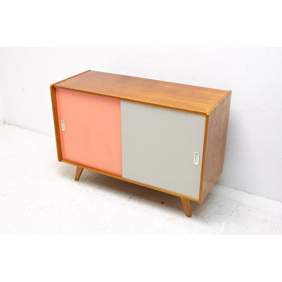 Image 1 of Vintage beukenhouten buffetkast "U-452" van Jiří Jiroutek, Tsjechië 1960