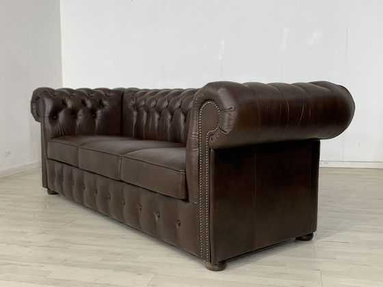 Image 1 of Engelse chesterfield bank leren bank 3-zits vintage stijl