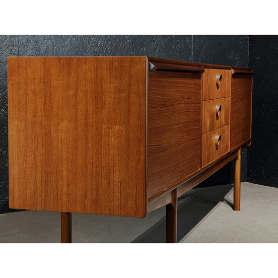 Image 1 of Vintage teakhouten dressoir van Tom Robertson voor A.h. McIntosh, Schotland