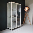 Vintage apothekerskast / vitrinekast