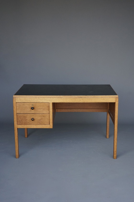 Image 1 of Eikenhouten PTT-bureau Haagse School, jaren 1930