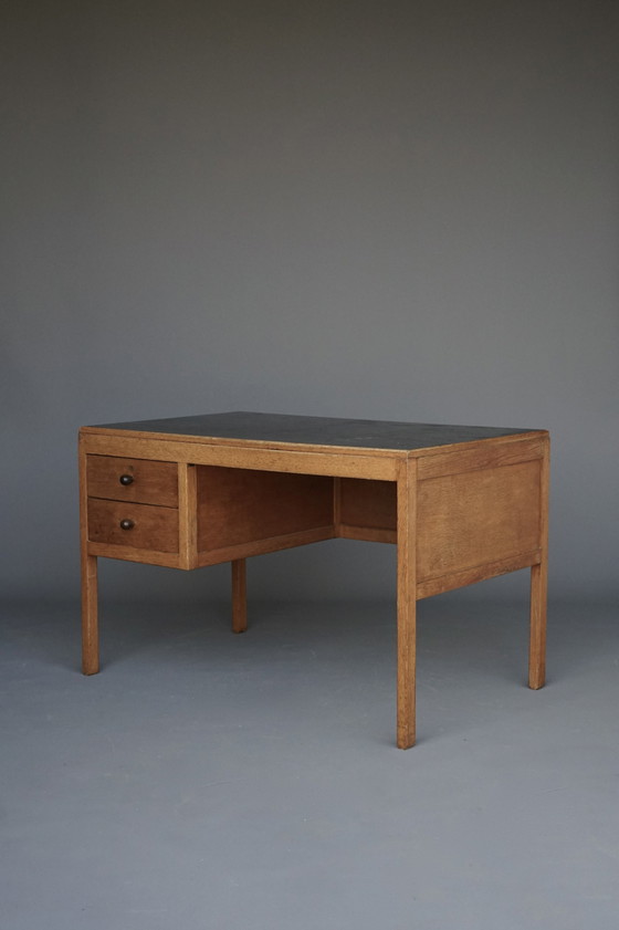 Image 1 of Eikenhouten PTT-bureau Haagse School, jaren 1930