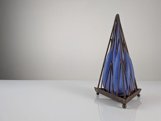 Image 1 of Mid Century Pyramide Tafellamp