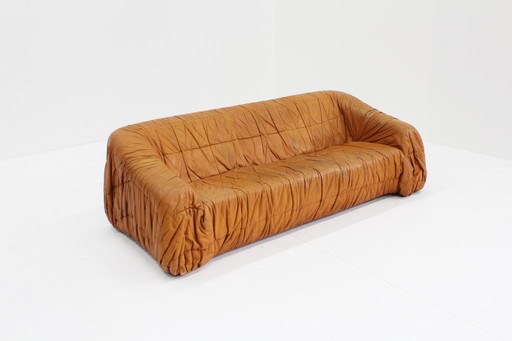 Piumino Cognac Leren Sofa Van  Jonathan De Pas , Italië 1970S