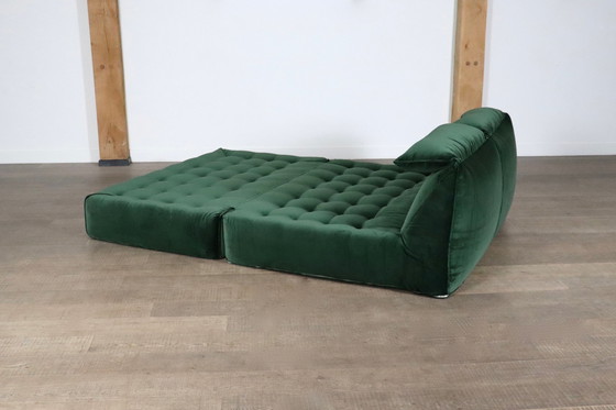 Image 1 of Le Bambole bed in fluweel van Mario Bellini voor B&B Italia, 1970S