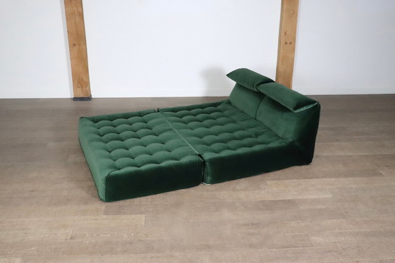 Image 1 of Le Bambole bed in fluweel van Mario Bellini voor B&B Italia, 1970S