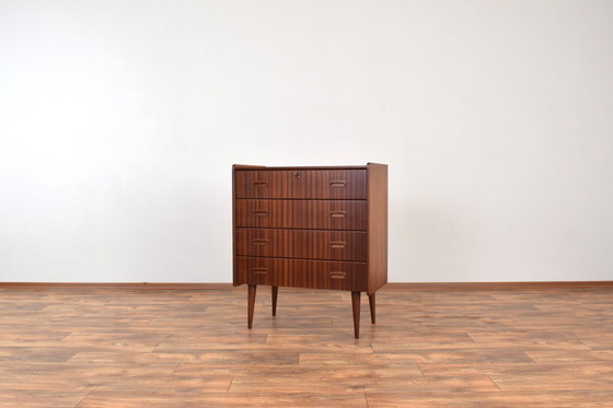 Image 1 of Mid Century Deense ladekast van teakhout, 1960S