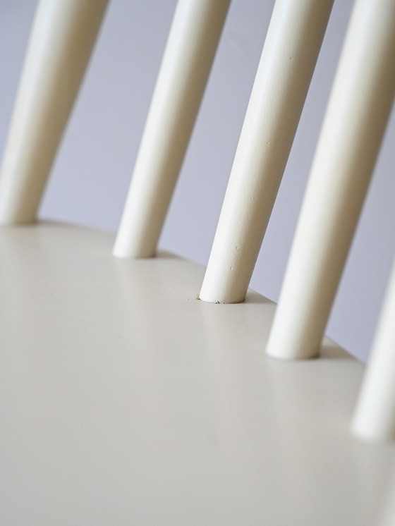 Image 1 of Witte Scandinavische Shabby Chic Schommelstoel - Vintage Houten Scandinavisch Ontwerp