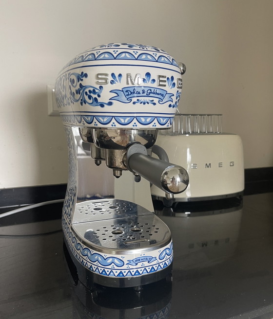 Image 1 of Smeg x Dolce & Gabbana | Blu Mediterraneo | Espresso machine