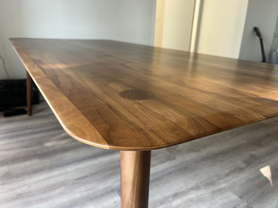 Image 1 of Sav & Okse Walnoothouten Design Tafel Olger