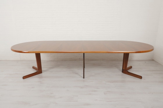 Image 1 of Vintage Ronde Uitschuifbare Eettafel | Walnoot | 119 Tot 319 Cm