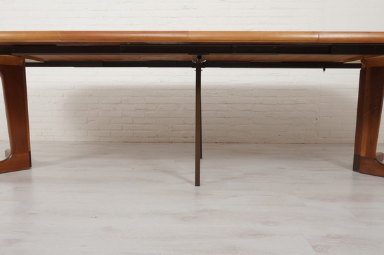 Image 1 of Vintage Ronde Uitschuifbare Eettafel | Walnoot | 119 Tot 319 Cm