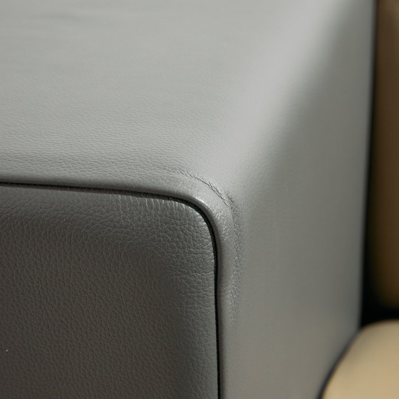 Image 1 of Mk10490 Brix Loungestoel Door Kensaku Oshiro Voor Viccarbe