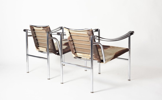 Image 1 of Lc1 Fauteuils van Cassina - Ontwerp van Le Corbusier en Pierre Jeanneret X 2