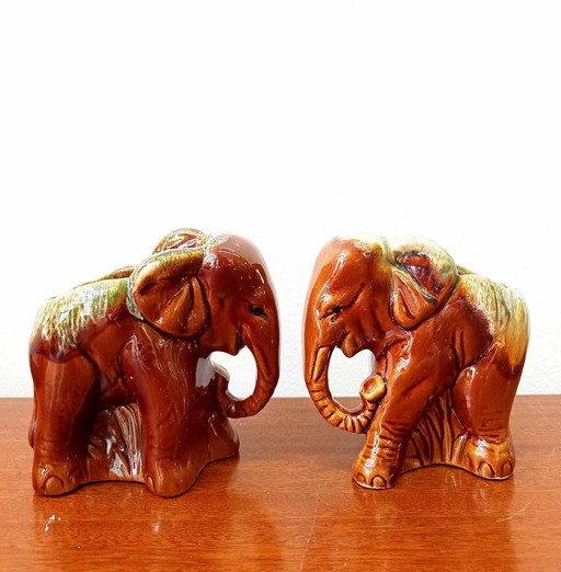 2x Vintage keramische olifantenvazen