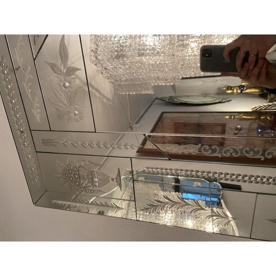 Image 1 of Vintage gegraveerde spiegel Murano, 1970