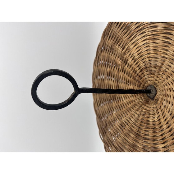 Image 1 of Vintage rieten en zwart metalen mand, 1950