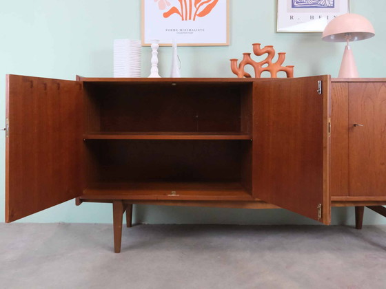 Image 1 of Vintage dressoir 50s 60s MidCentury 70s teakhout Dressoir