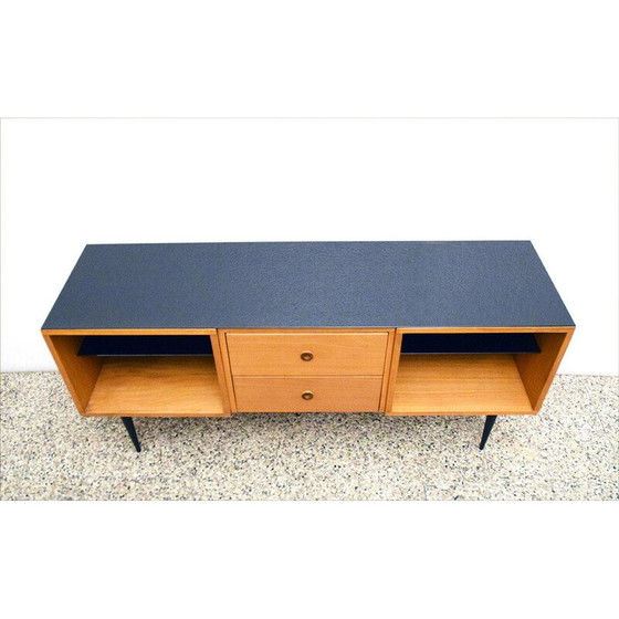 Image 1 of Vintage Italiaans dressoir van essenhout en glas, jaren 1950