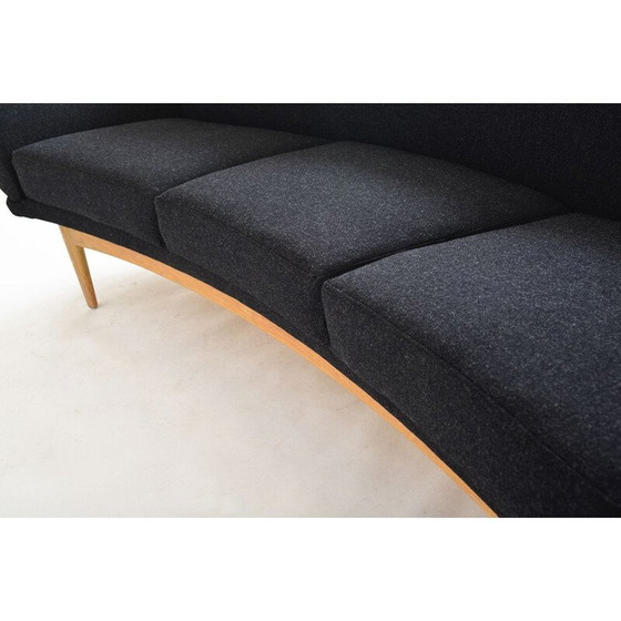 Image 1 of Vintage Zweedse Eiken Gebogen Sofa en Stoel Johannes Andersen Trensums 1960