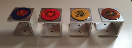 Image 1 of Vier Vintage Retro Kapstokhaken Of Handgrepen 