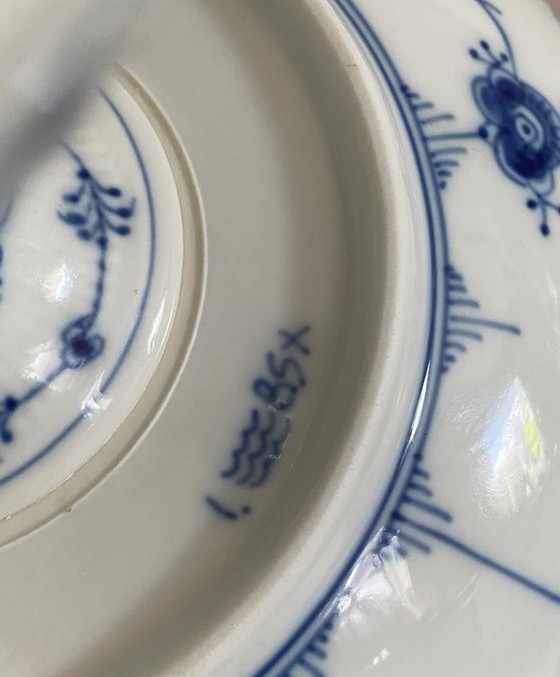 Image 1 of Royal Copenhagen Blue Fluted Plain Luxe Schaal Op Voet