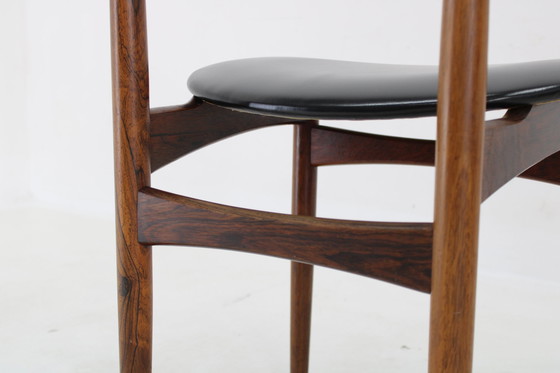 Image 1 of 1960S Set van zes Scantic Mobelvaerk eetkamerstoelen in kunstleer, Denemarken