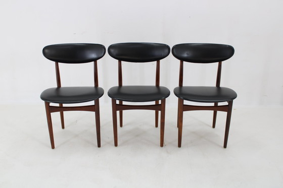 Image 1 of 1960S Set van zes Scantic Mobelvaerk eetkamerstoelen in kunstleer, Denemarken