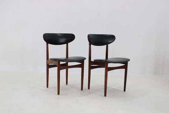 Image 1 of 1960S Set van zes Scantic Mobelvaerk eetkamerstoelen in kunstleer, Denemarken