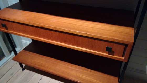 Image 1 of Vintage meubelrek