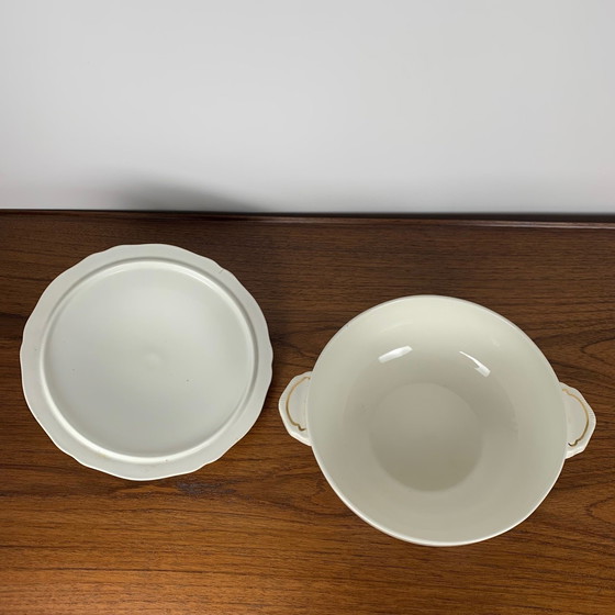 Image 1 of Soepterrine "Chantilly" van Longchamp, 1950/60