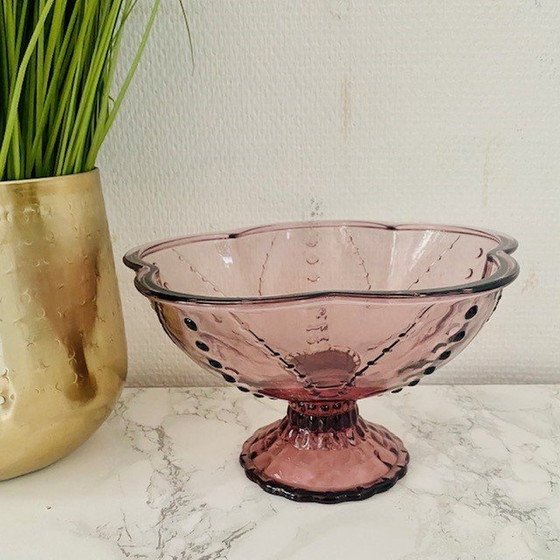 Image 1 of Vintage Boheems persglas schaal op voet paars roze